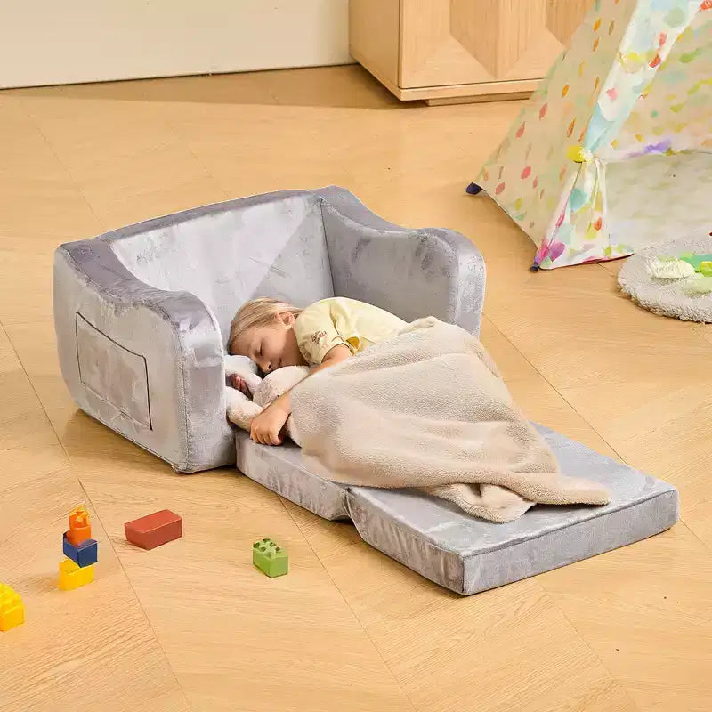 Canapé 2-en-1 pour enfants, canapé souple pliable pour tout-petits avec accoudoirs, en éponge 28D et poil court, chaise convertible pour tout-petits en transat, M, Gris